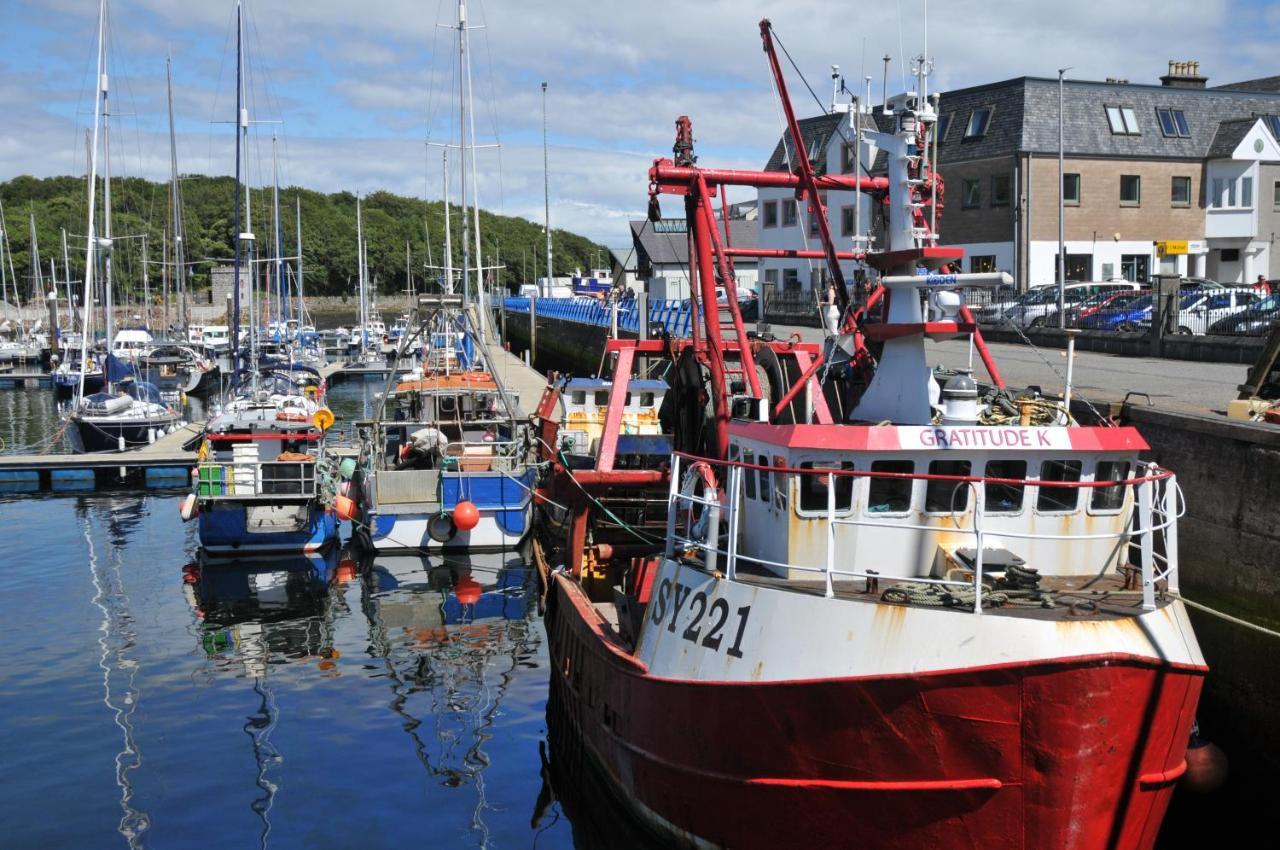 No5 Esplanade Court, Stornoway Town Centreアパートメント エクステリア 写真