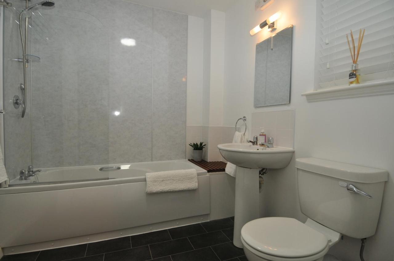 No5 Esplanade Court, Stornoway Town Centreアパートメント エクステリア 写真